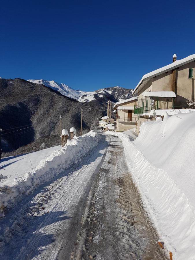 Chalets Mongioie Pra Di Roburent San Giacomo  Exteriér fotografie